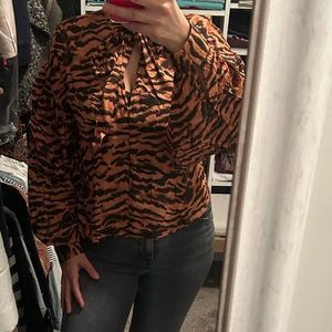 ❗️Great top❗️